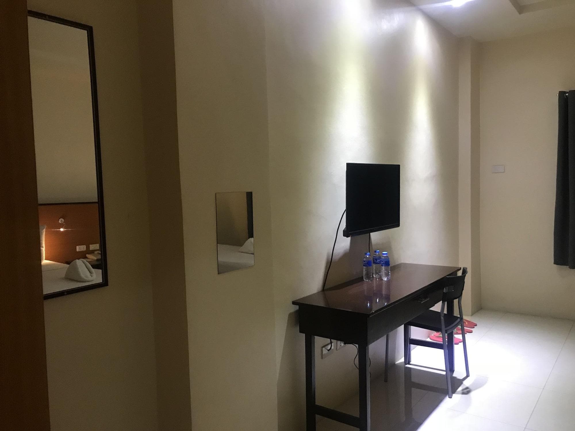 Krishatel Leisure Inn, Room