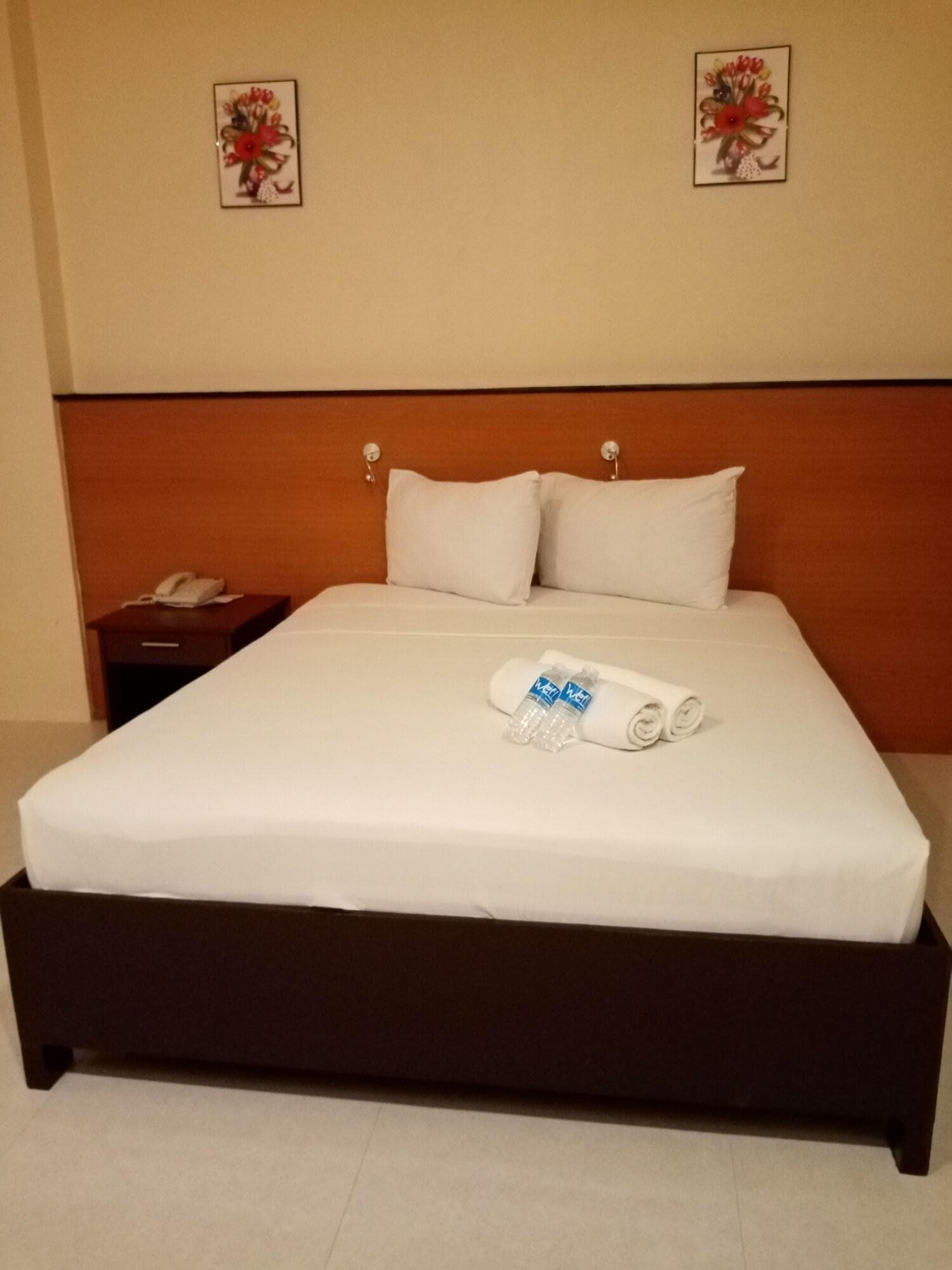 Krishatel Leisure Inn, Room