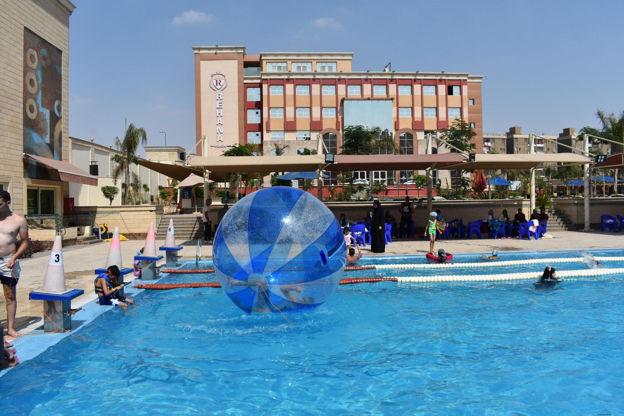 Rehana Plaza Hotel, Sports and Entertainment