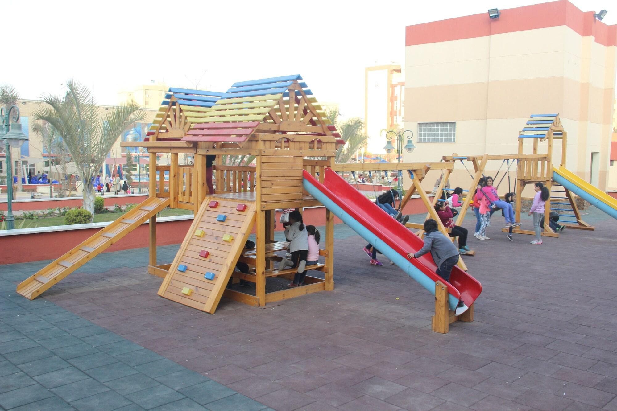 Rehana Plaza Hotel, Sports and Entertainment