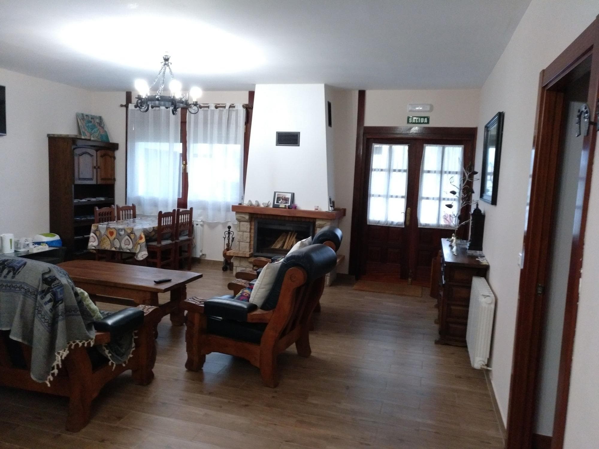 Atxispe Etxea, Sports and Entertainment