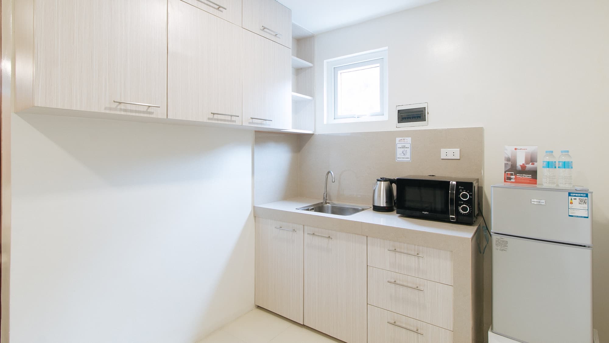 RedDoorz near Fernwoods Garden Quezon City, Room