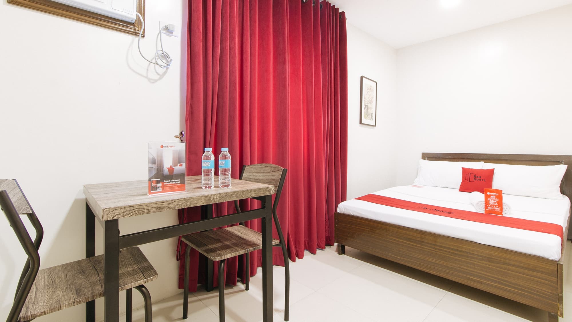 RedDoorz near Fernwoods Garden Quezon City, Room