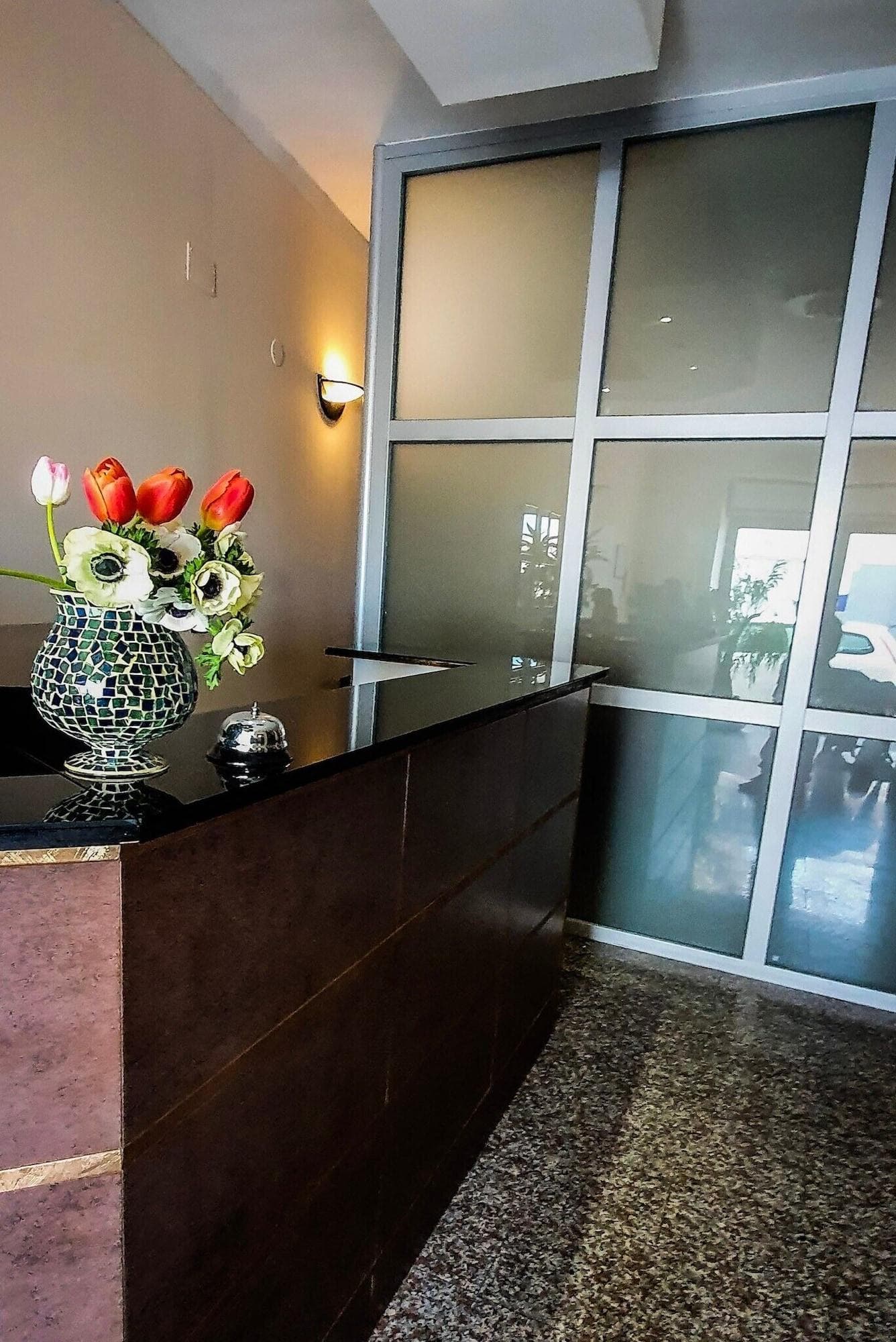 Hotel Mediterraneo, General view