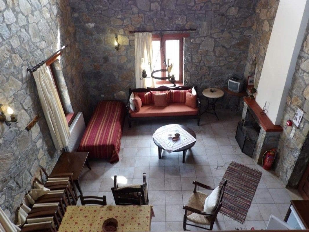 Arodamos Traditional Houses, Room