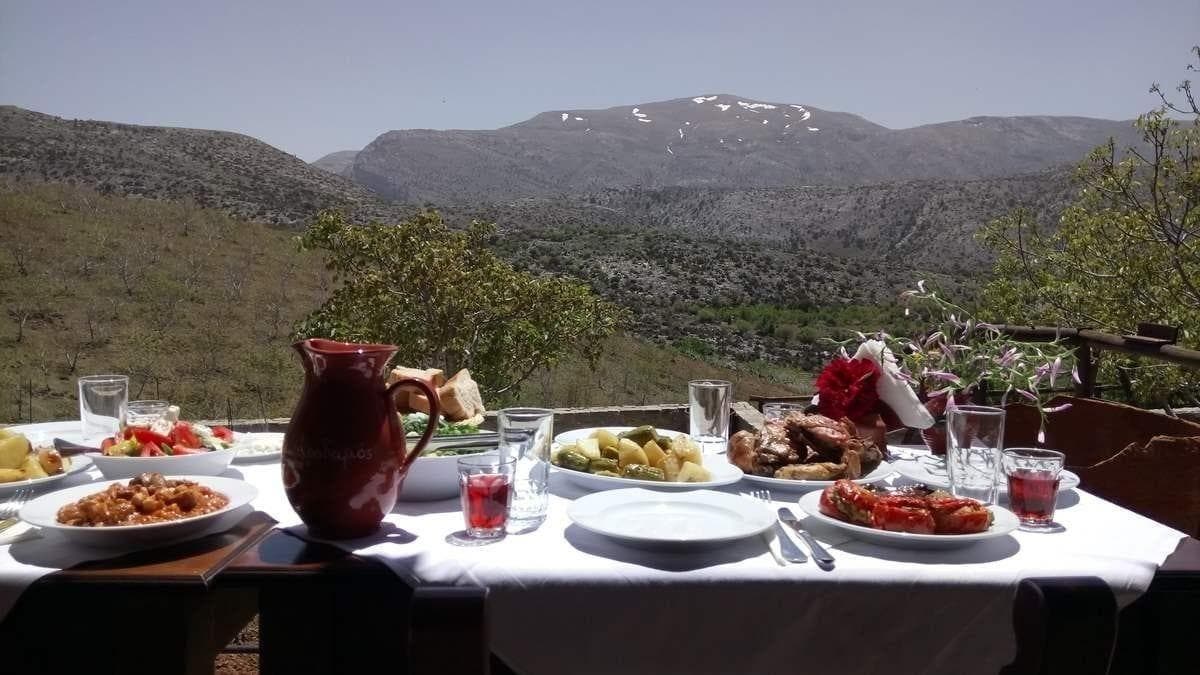 Arodamos Traditional Houses, Room