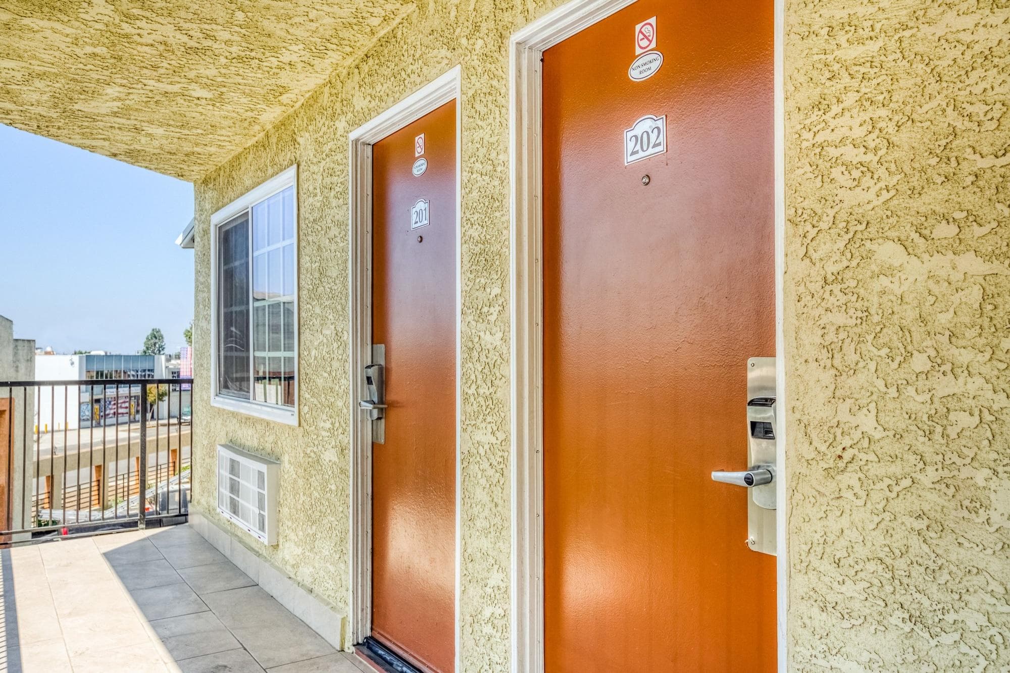 Passport Inn Whittier, Lobby