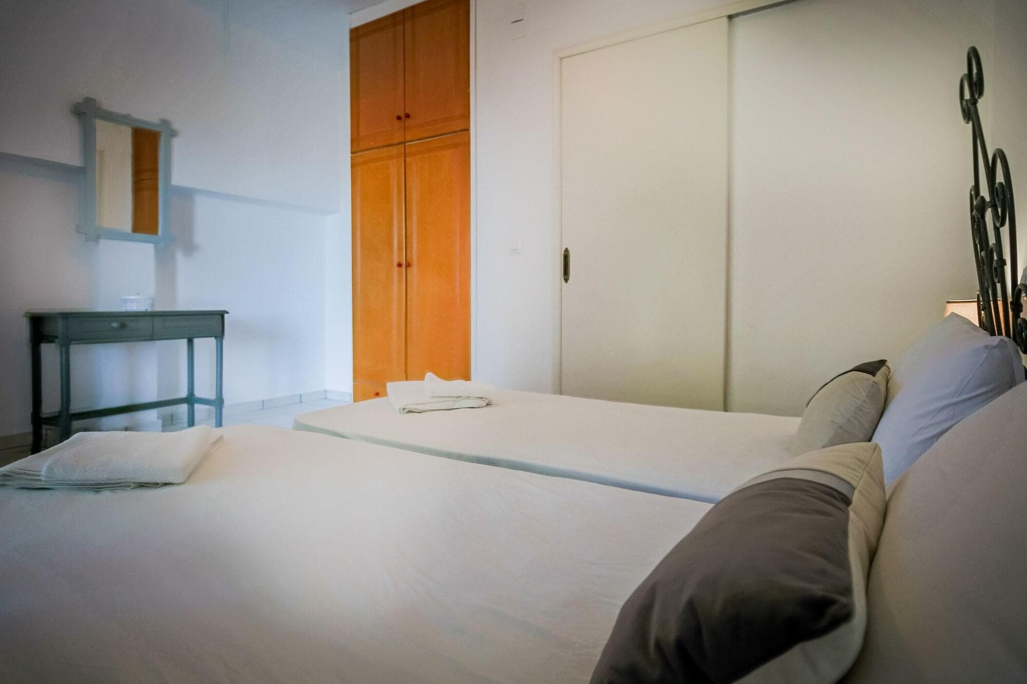 Velendzas Holidays, Room