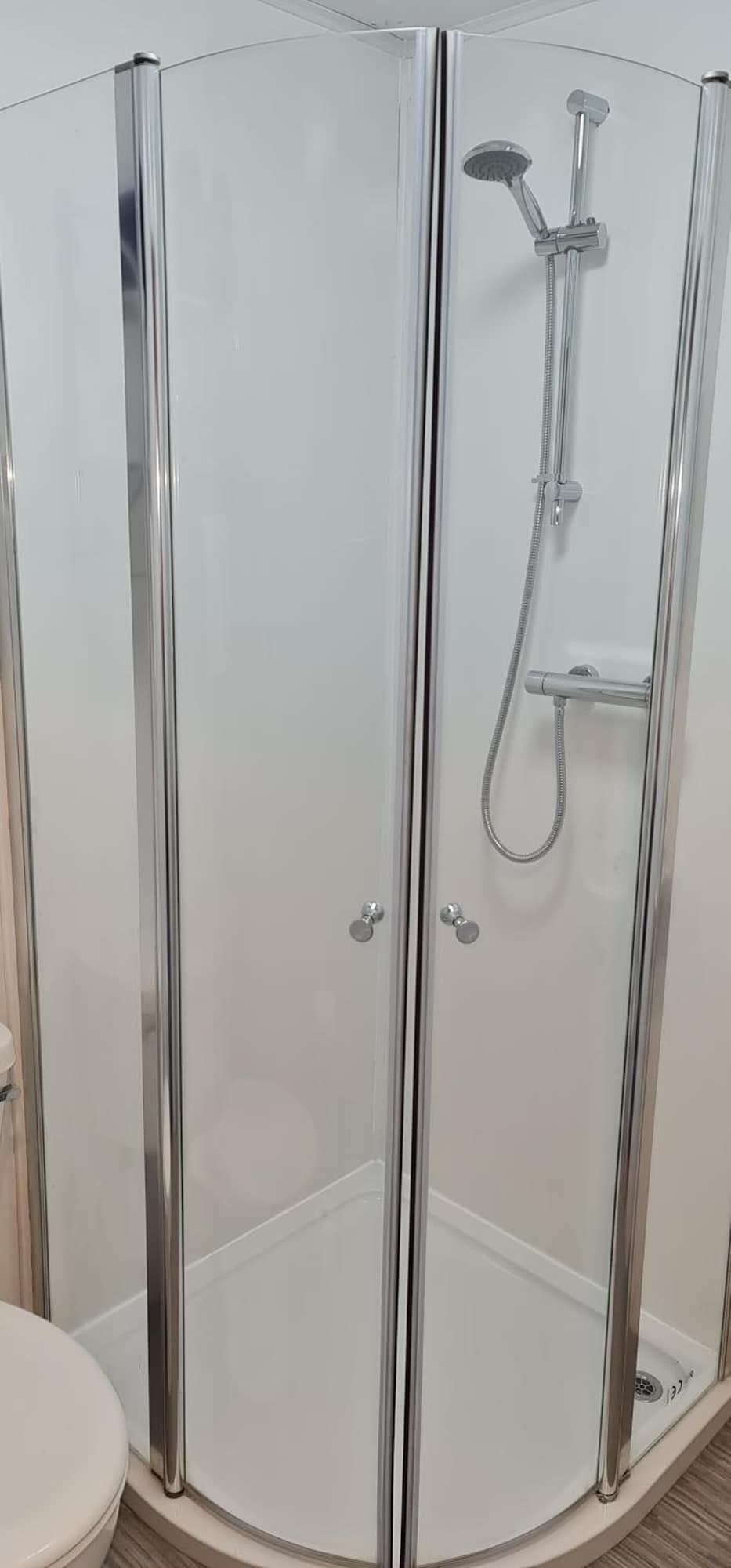 Harbour Bridge, Room