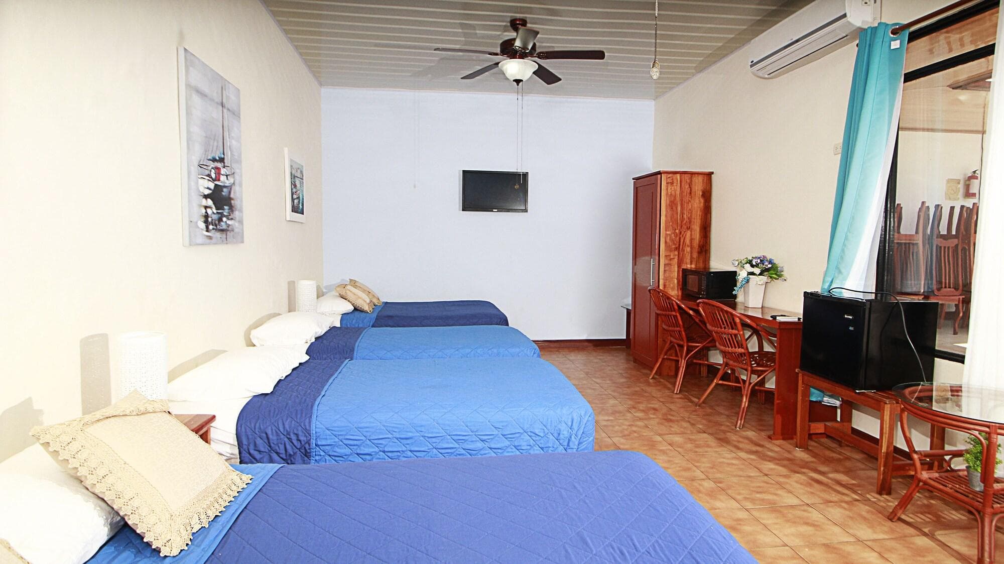 Hotel Las Brisas, Room