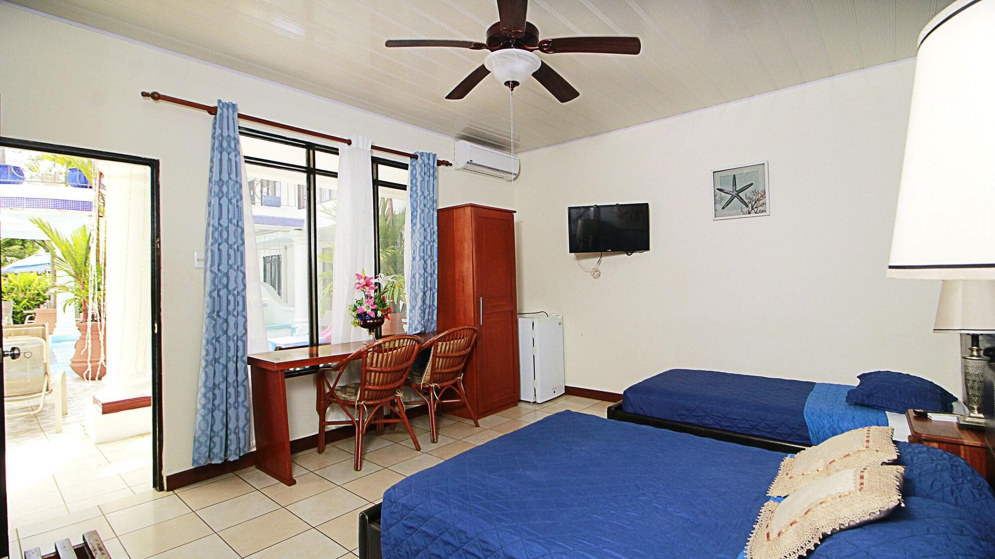 Hotel Las Brisas, Room