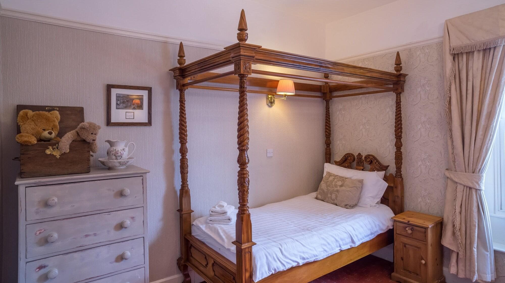 The Old Hall Hotel, Room