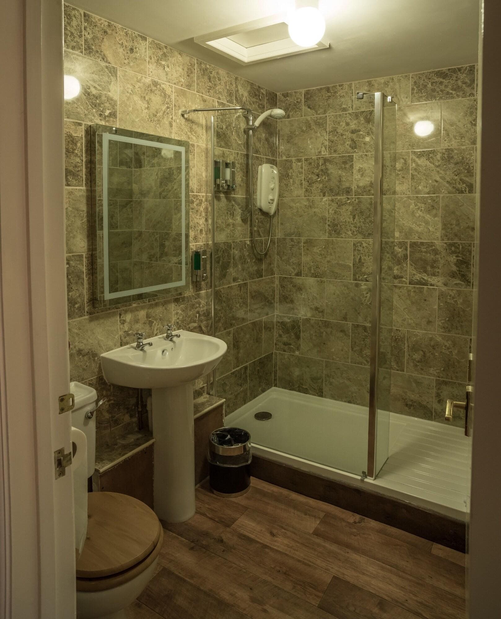 The Old Hall Hotel, Room