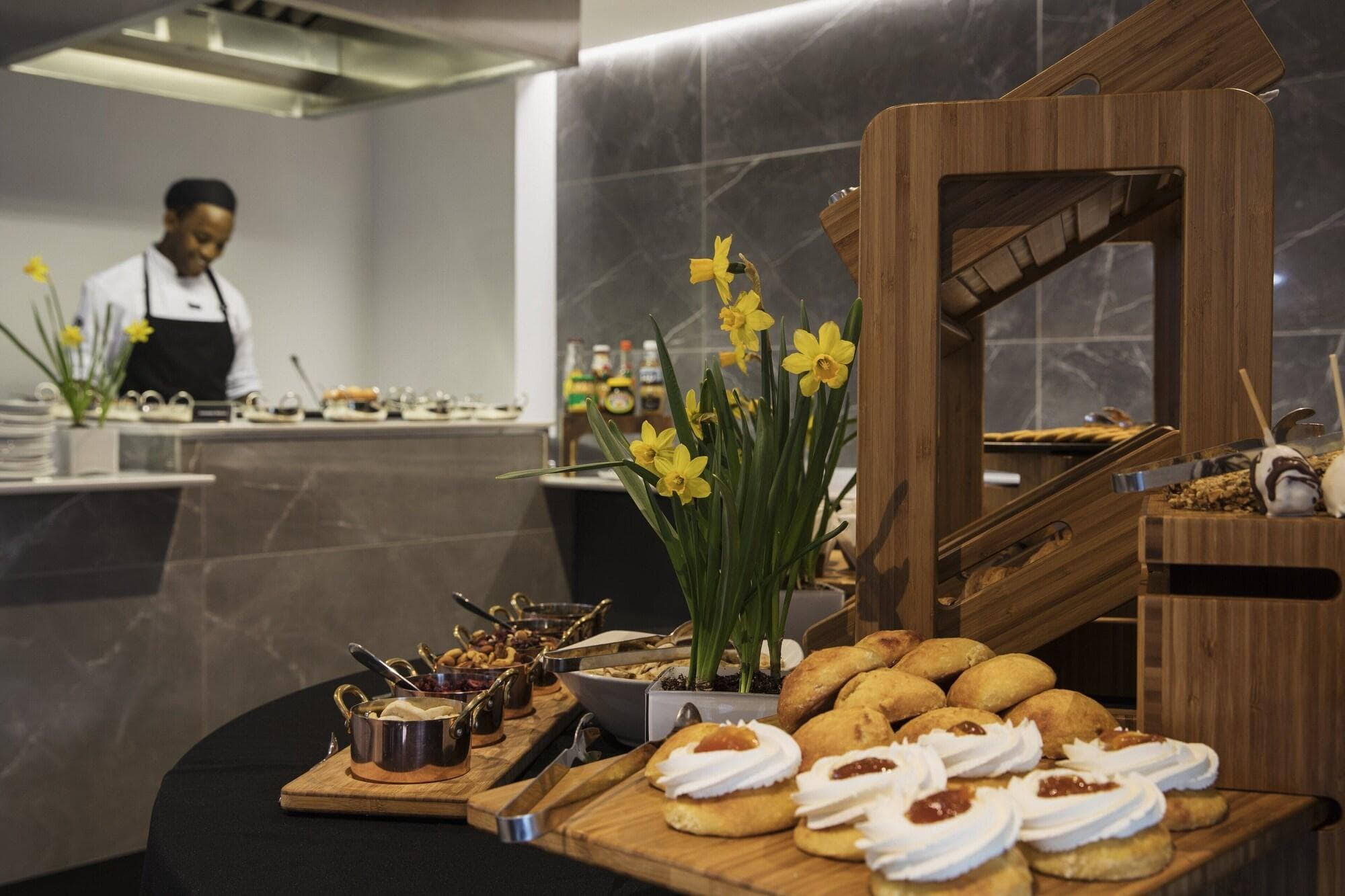 The Capital Melrose, Restaurant