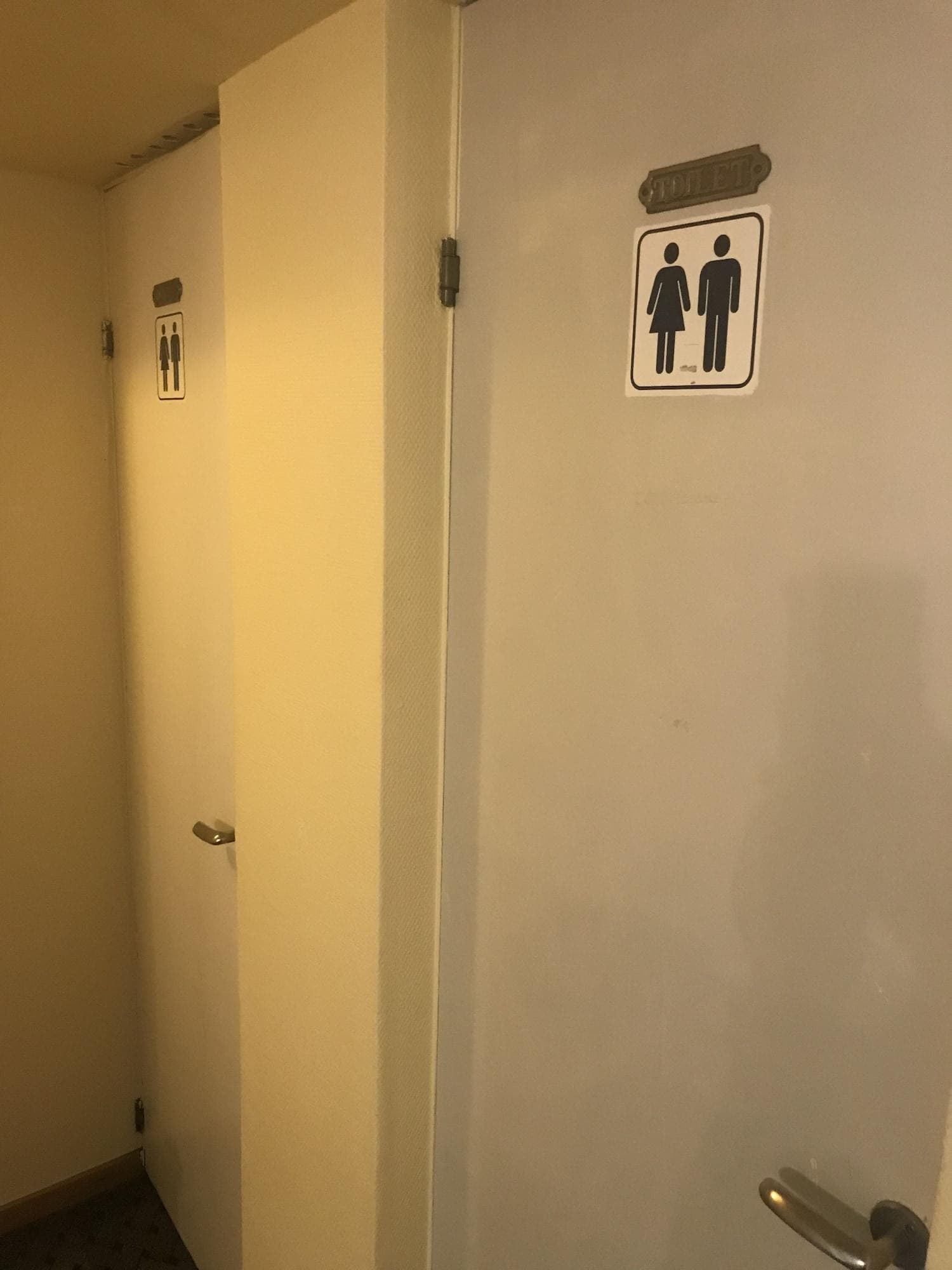 Gustaf Af Klint, Room