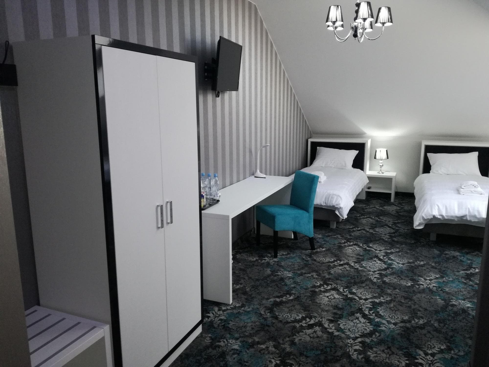 Hotel Lord Radom, Room