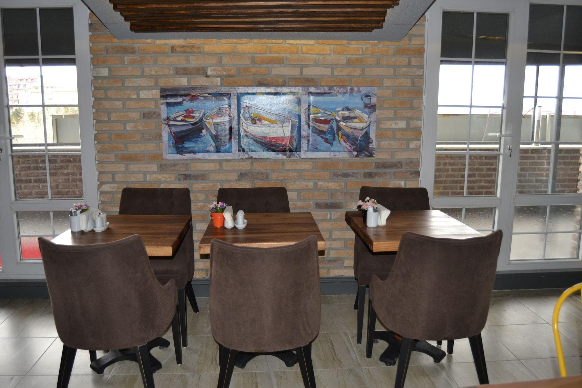 Hotel Zade, Restaurant