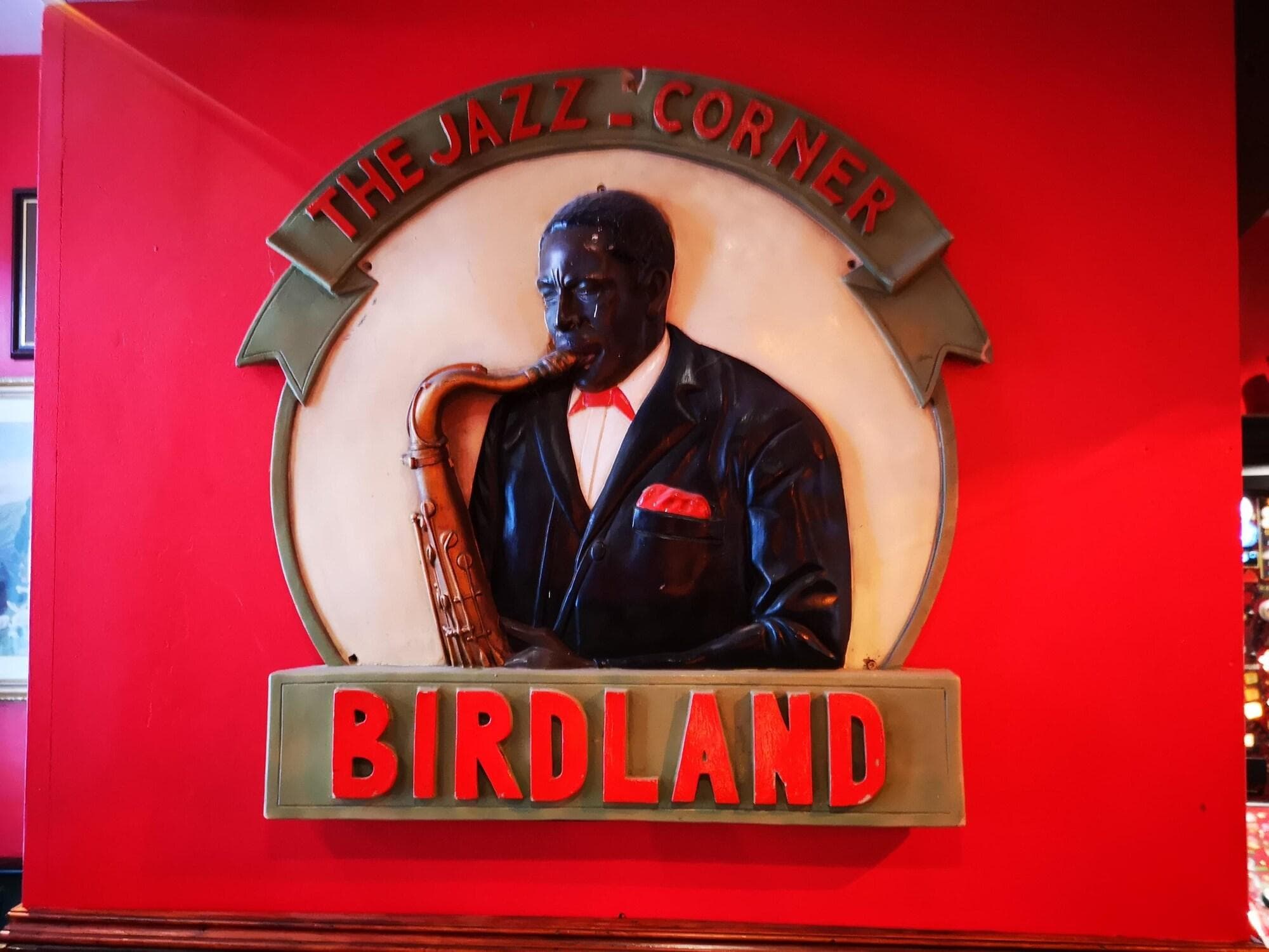 Claredon Hotel, Lobby