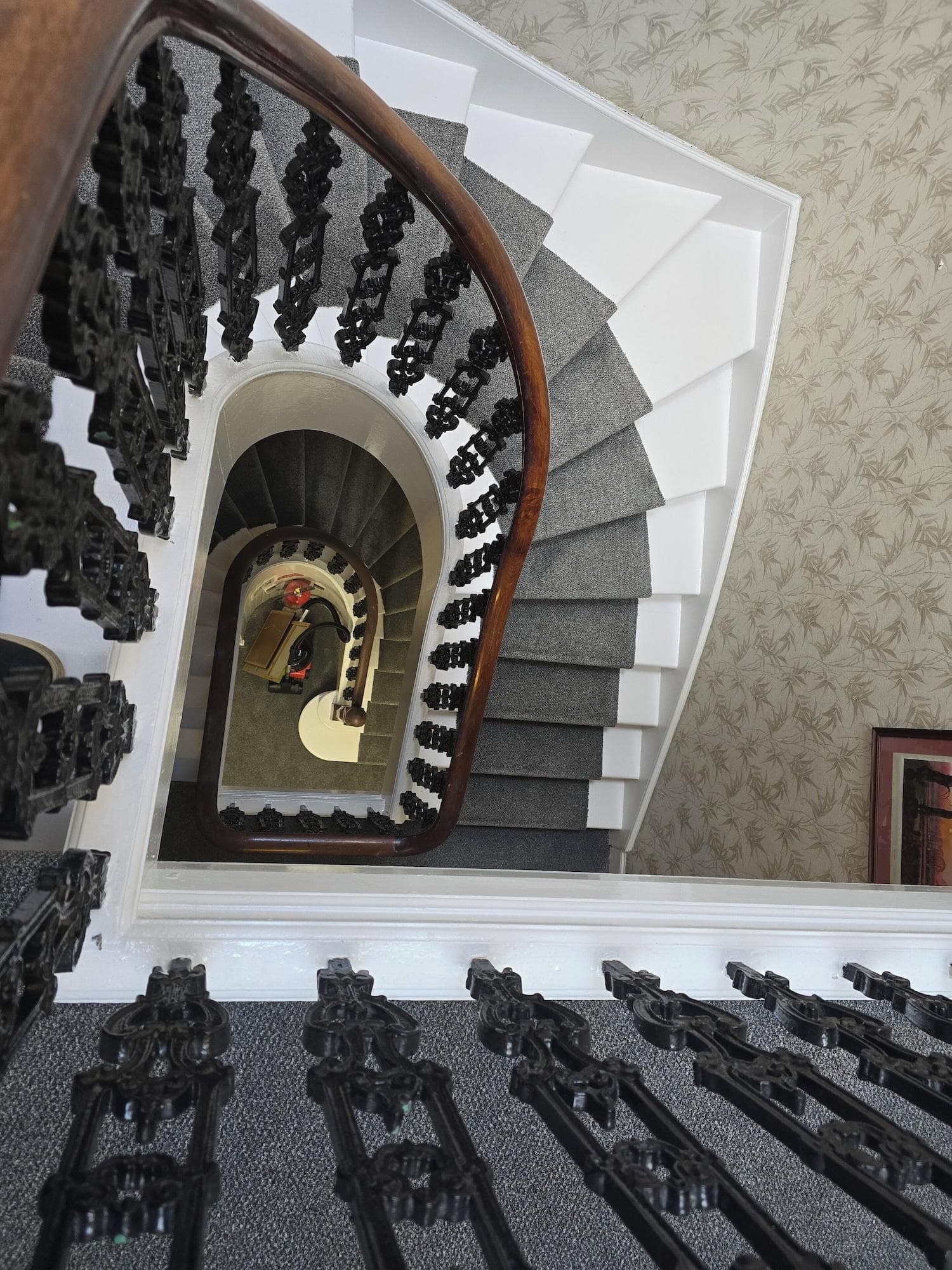 Claredon Hotel, Lobby