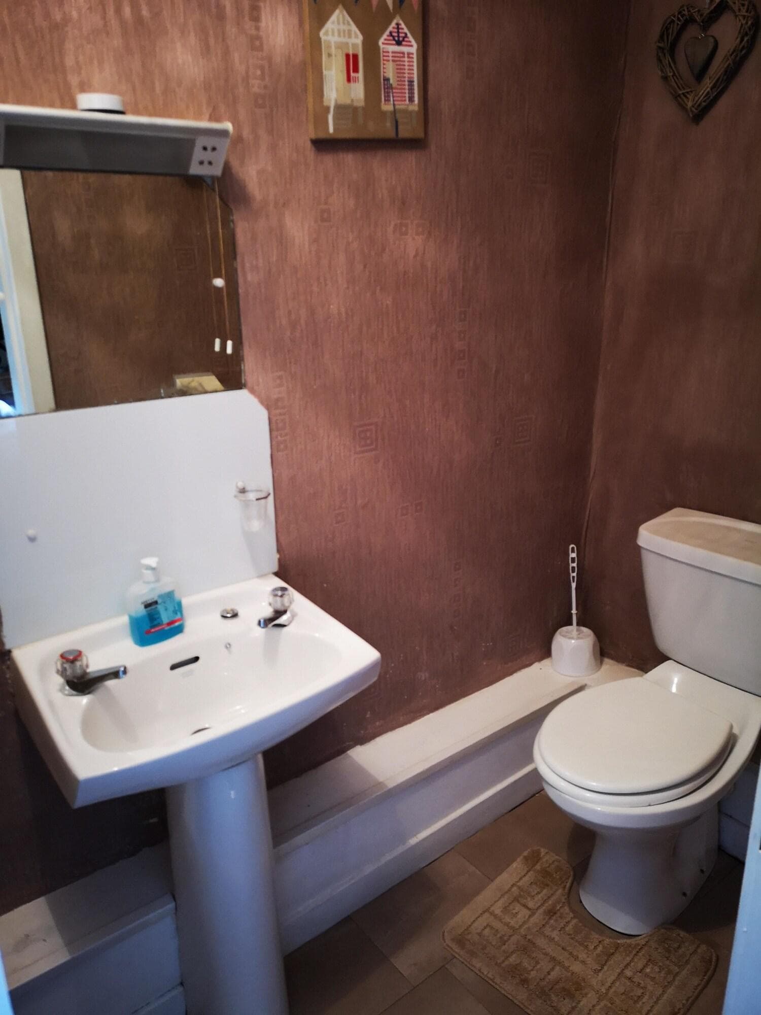 Claredon Hotel, Room