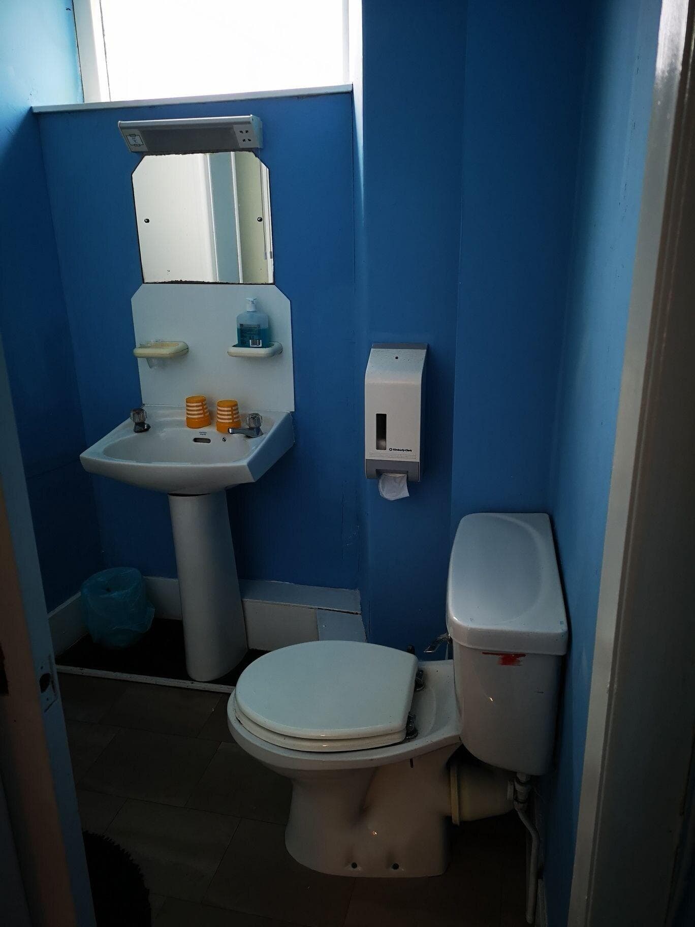 Claredon Hotel, Room