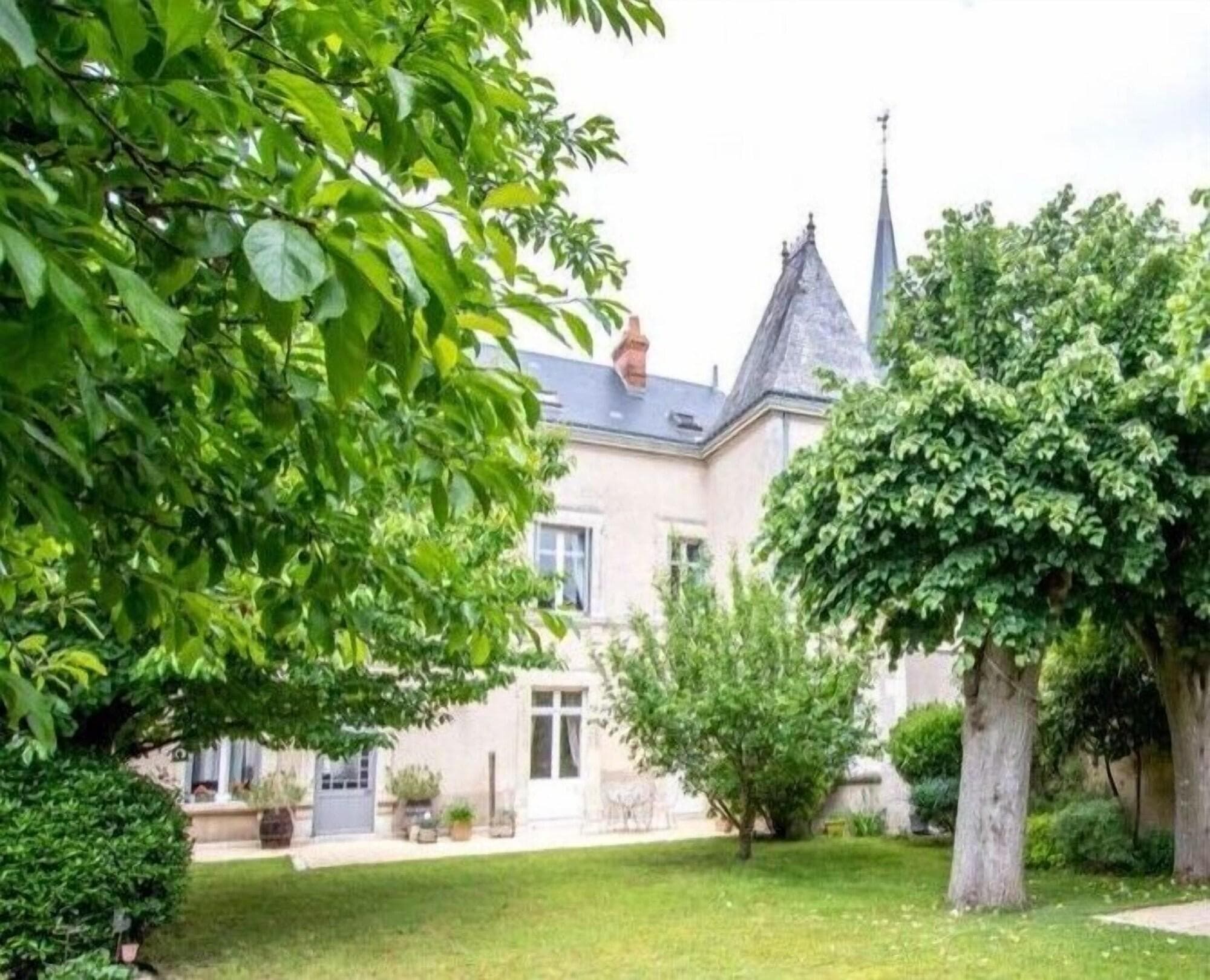 Closerie La Fontaine, General view