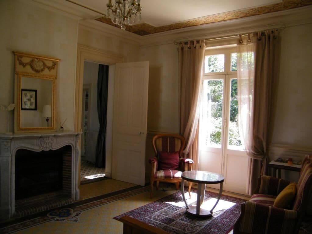 Closerie La Fontaine, Lobby