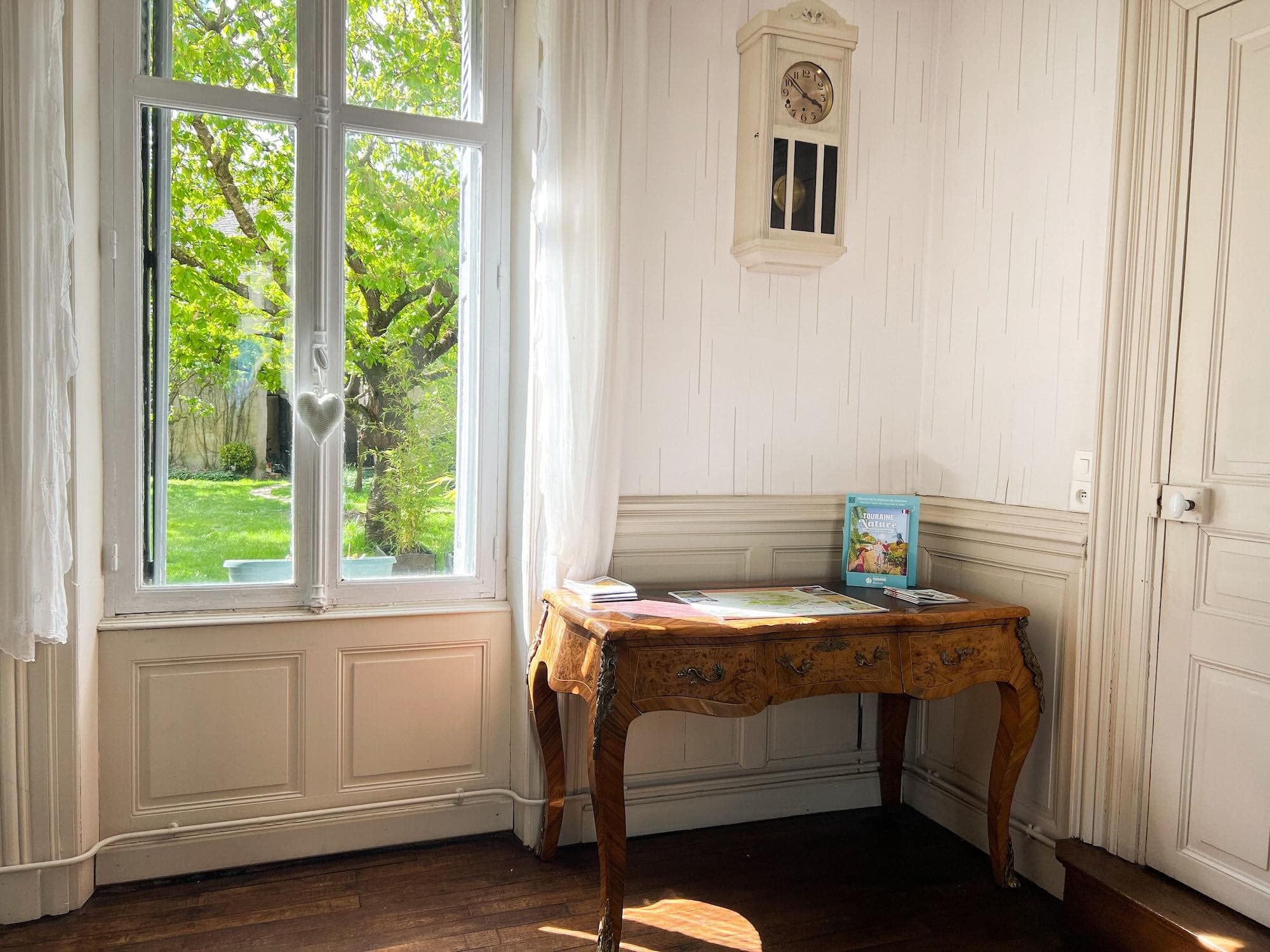 Closerie La Fontaine, Room