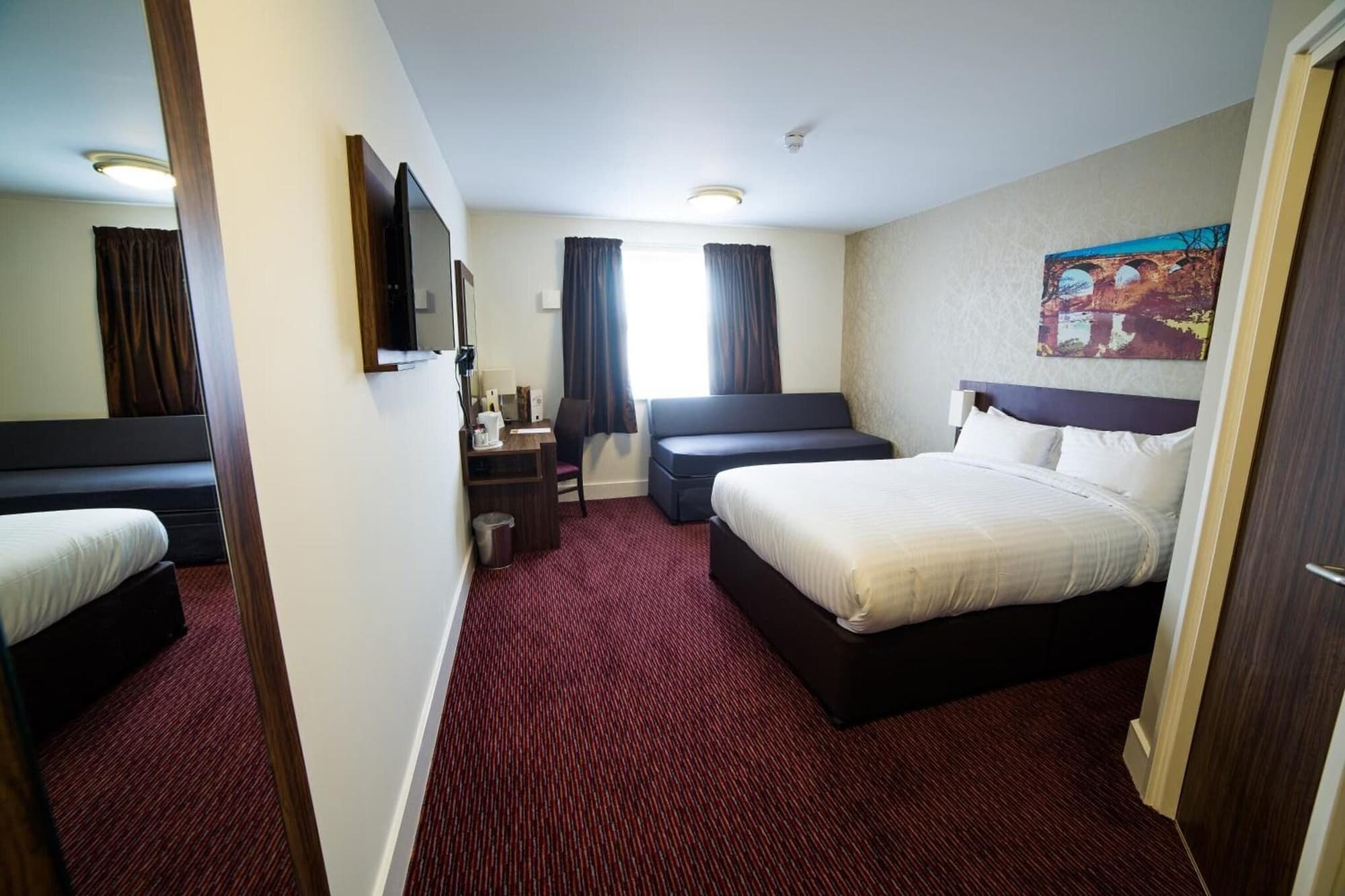 Red Squirrel, Stevenston By Marston'S Inns, Room