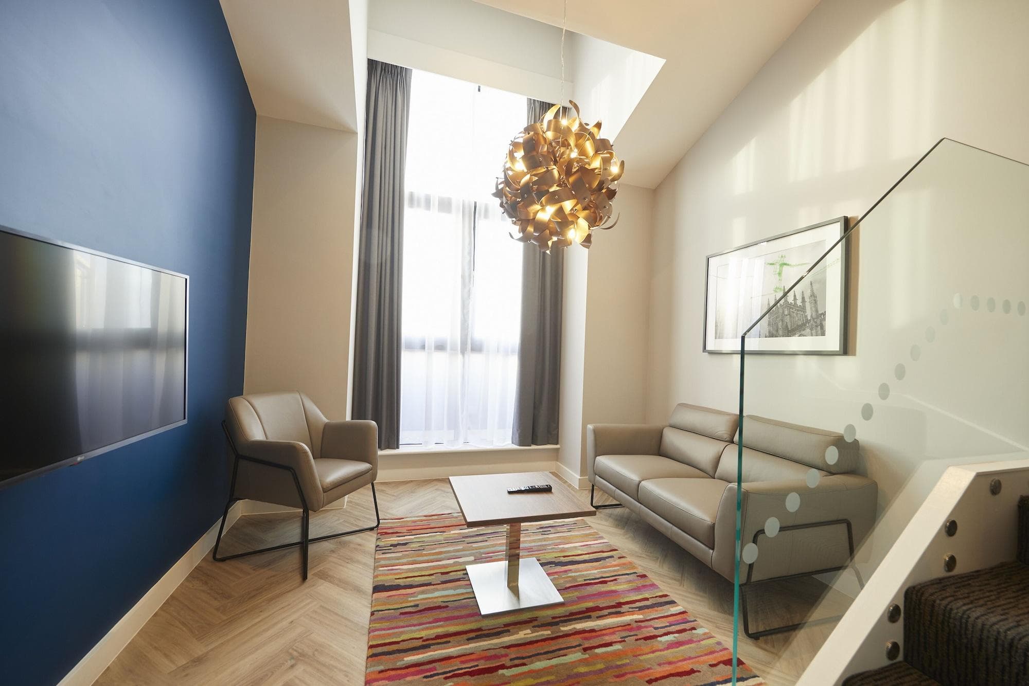 Roomzzz York City, Room