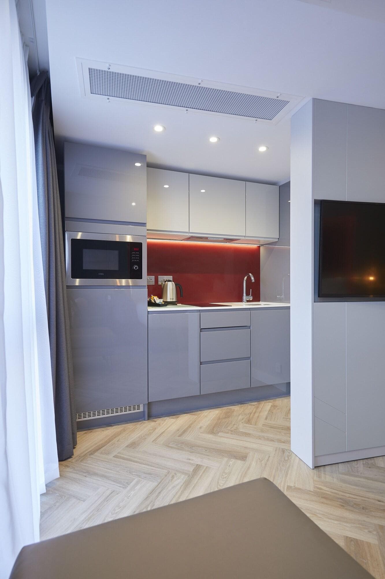 Roomzzz York City, Room