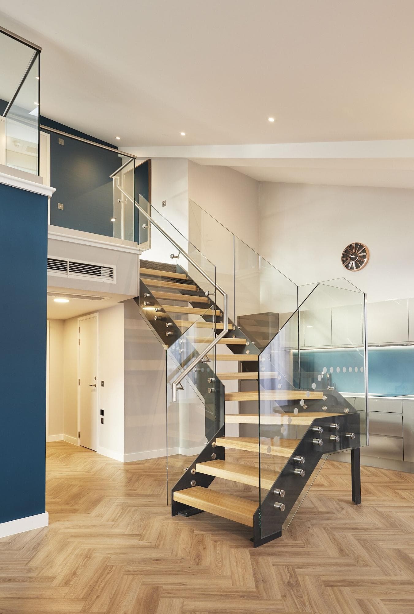 Roomzzz York City, Room