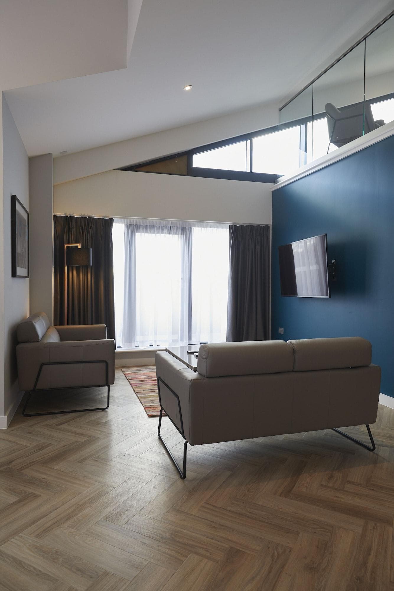 Roomzzz York City, Room