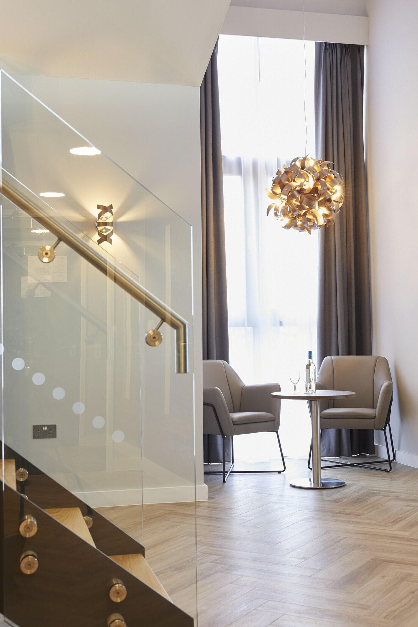 Roomzzz York City, Room