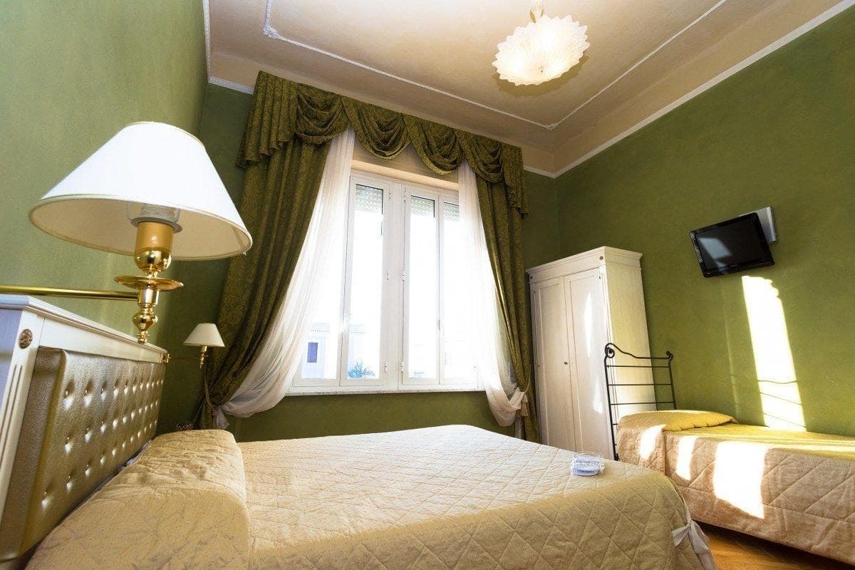 Hotel Gennarino, Room