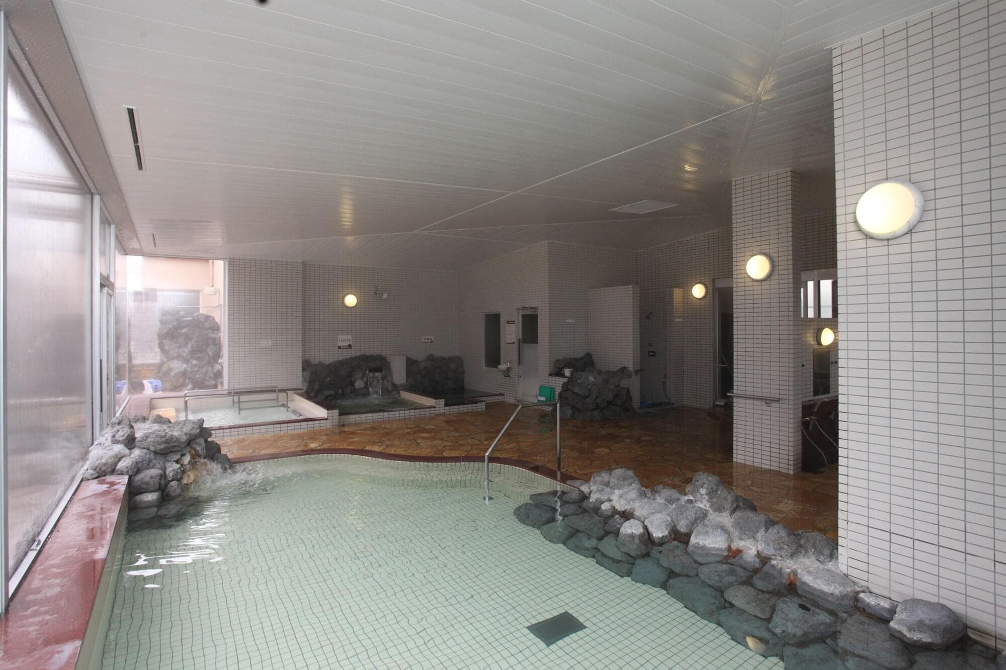 Yuyado Kuttari Onsen Lake Inn, Sports and Entertainment