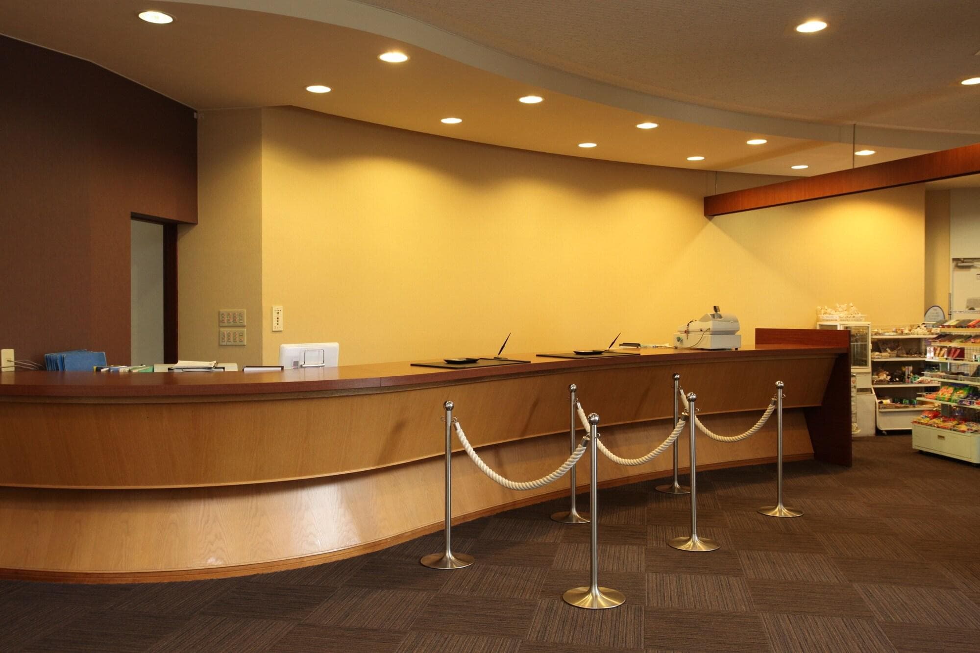 Yuyado Kuttari Onsen Lake Inn, Lobby