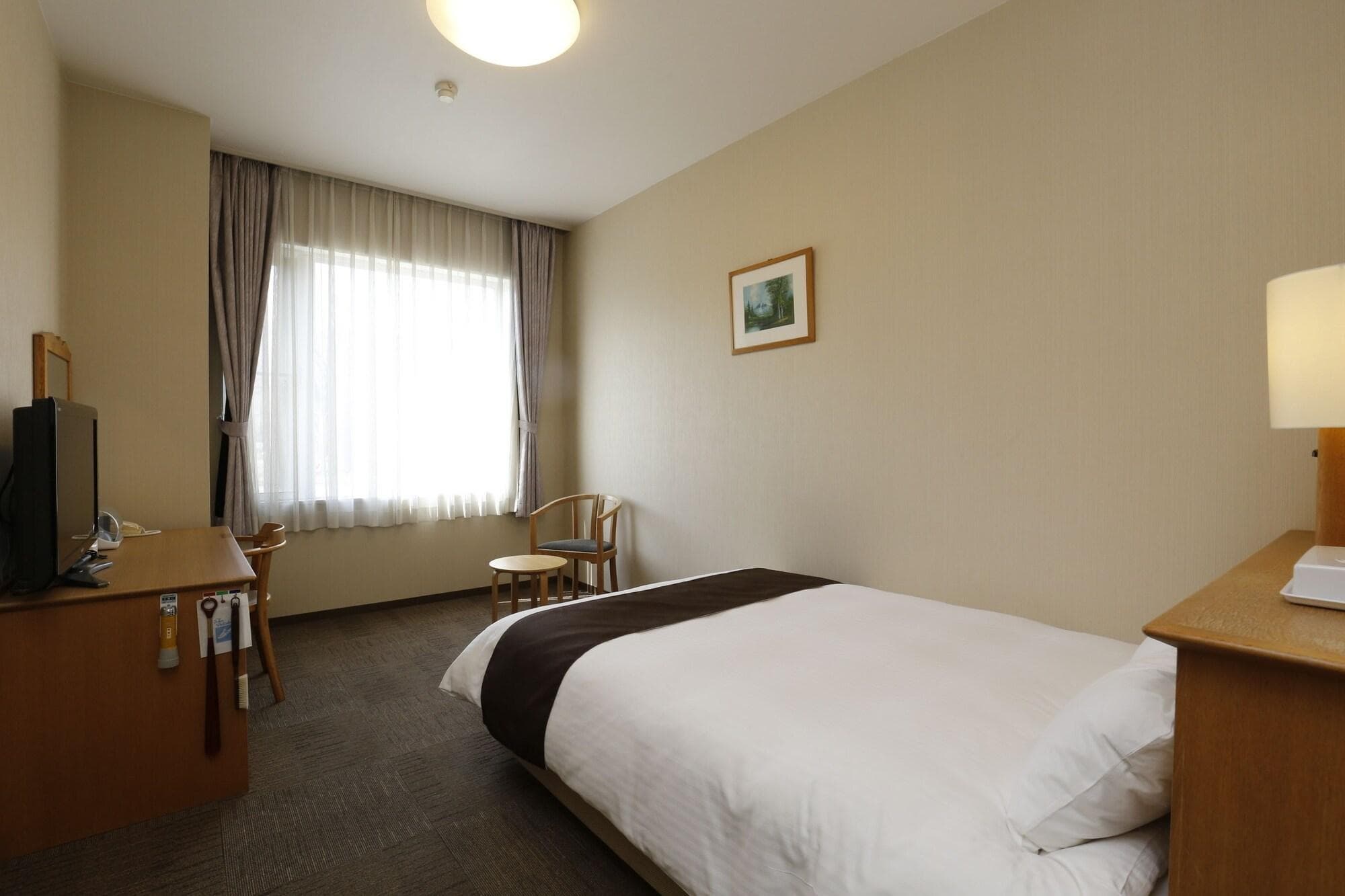 Yuyado Kuttari Onsen Lake Inn, Room