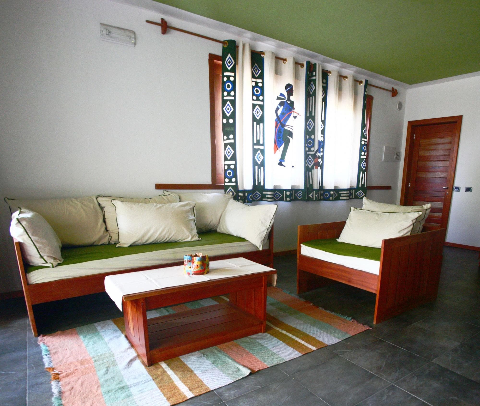 Hotel Club Du Lac Tanganyika, Room