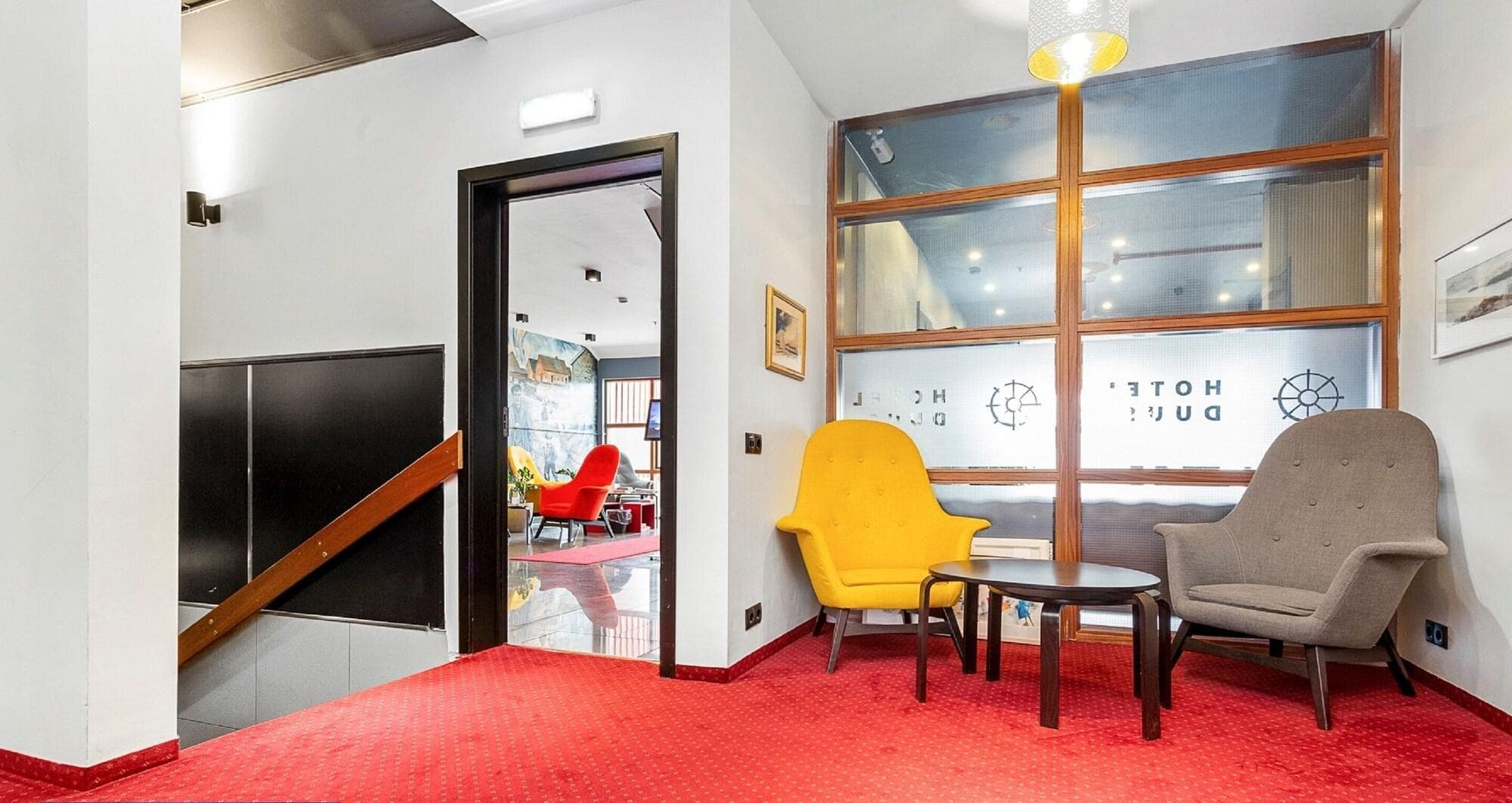 Hotel Duus, Lobby