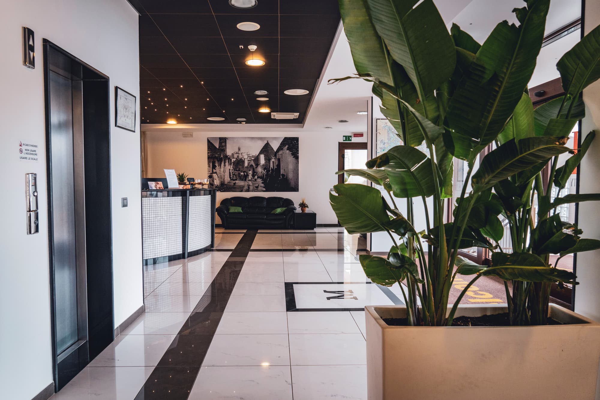 Majesty Alberobello, Lobby