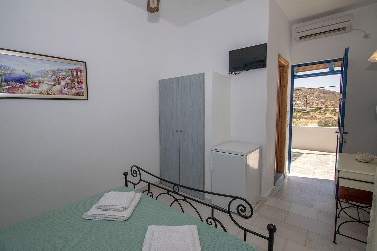 Dimitris Rooms, Room