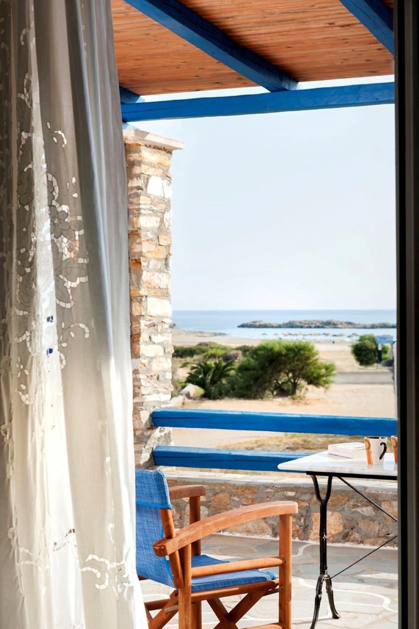 Dimitris Rooms, Room