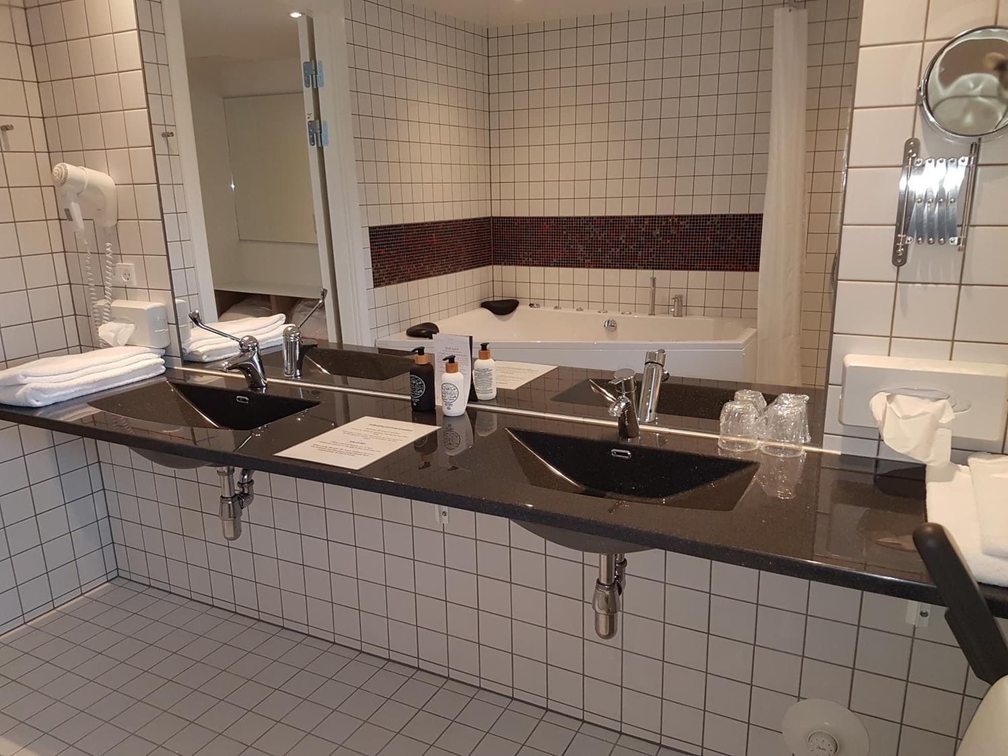 Hotel Strandparken, General view