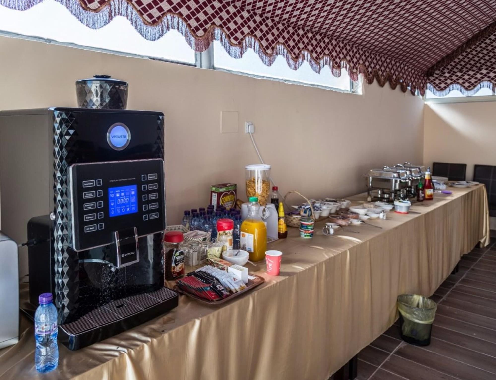 Waad Al Ula Hotel, Restaurant