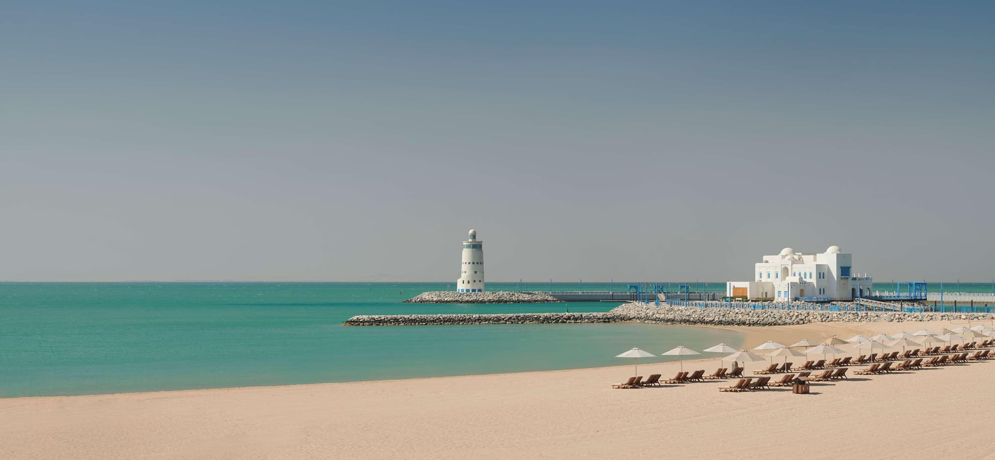 Hilton Salwa Beach Resort & Villas, General view