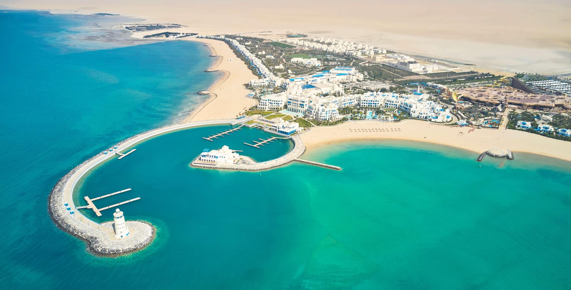 Hilton Salwa Beach Resort & Villas, General view