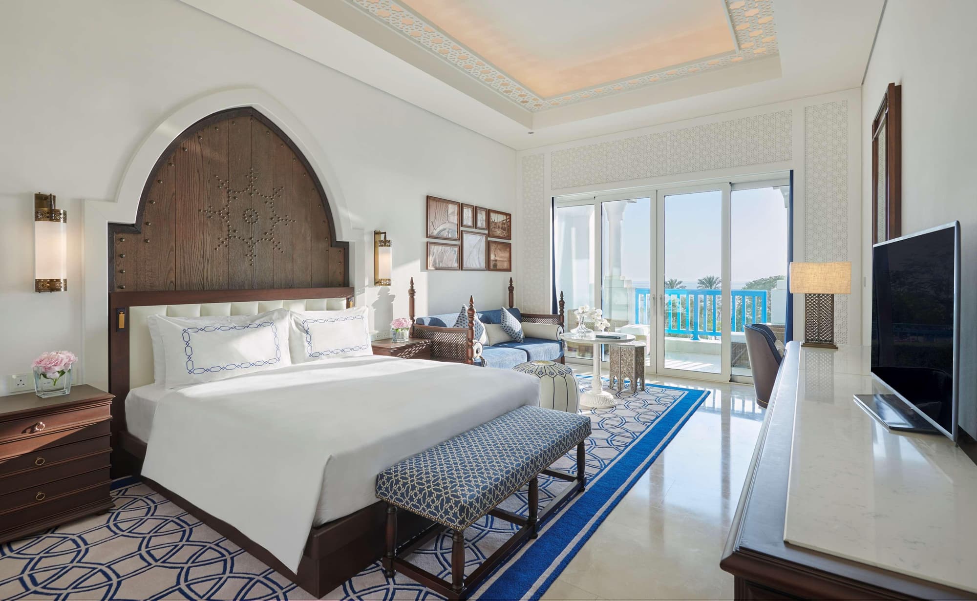 Hilton Salwa Beach Resort & Villas, Room