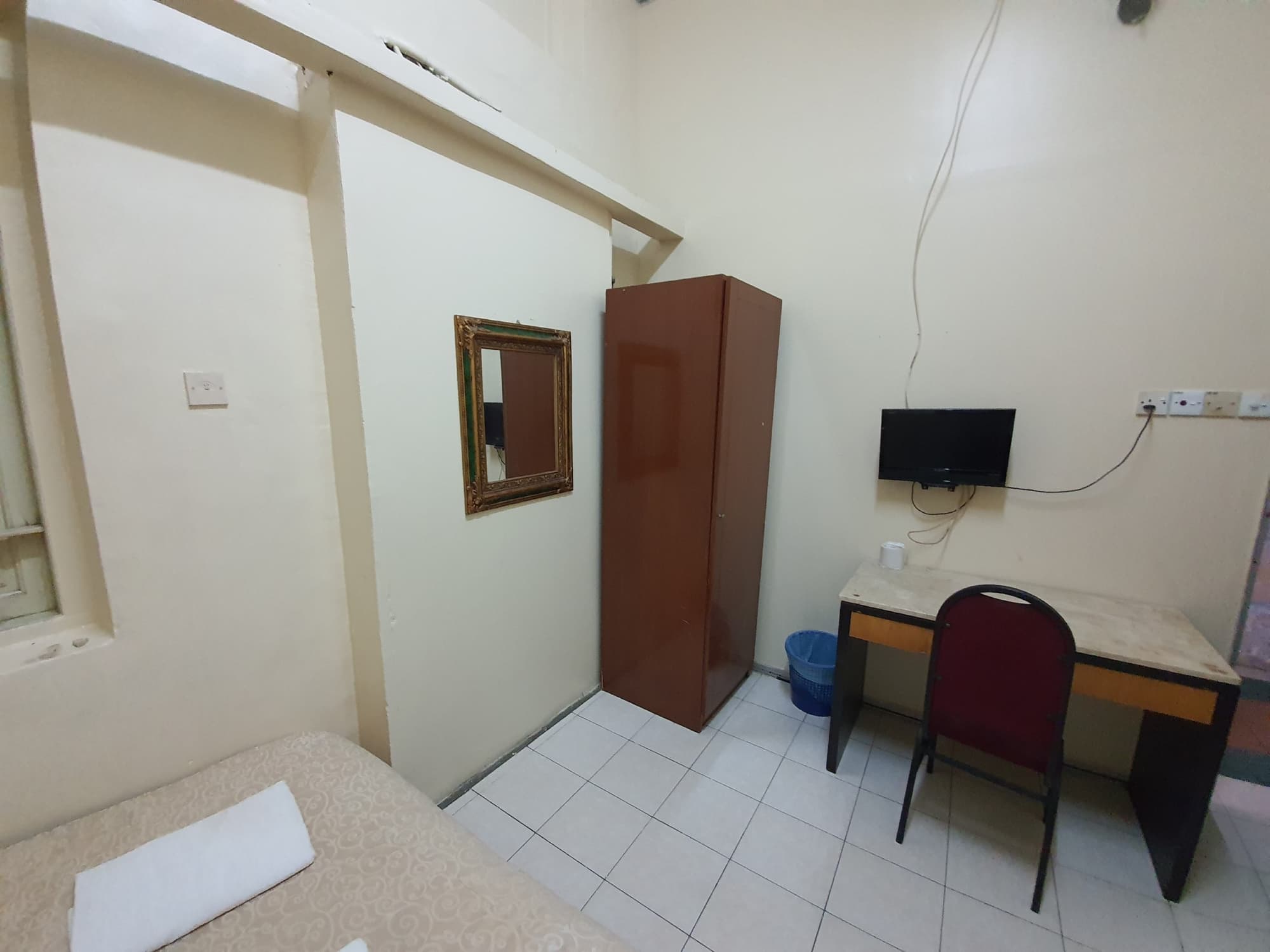 SPOT ON 90137 Casavilla Hotel Pudu, Room