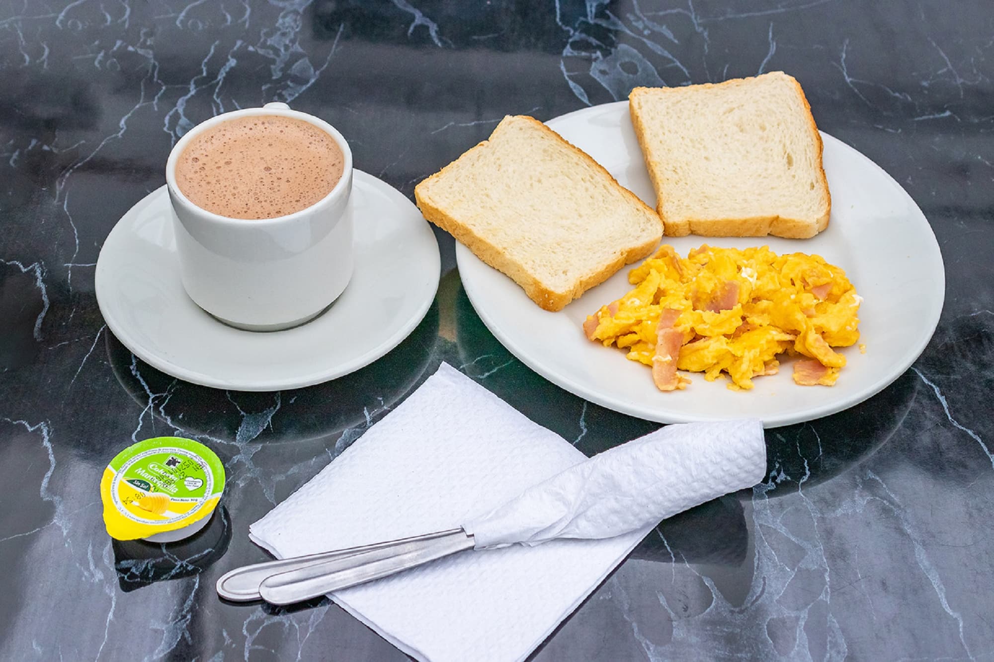 Casa Hotel Victoria, Restaurant